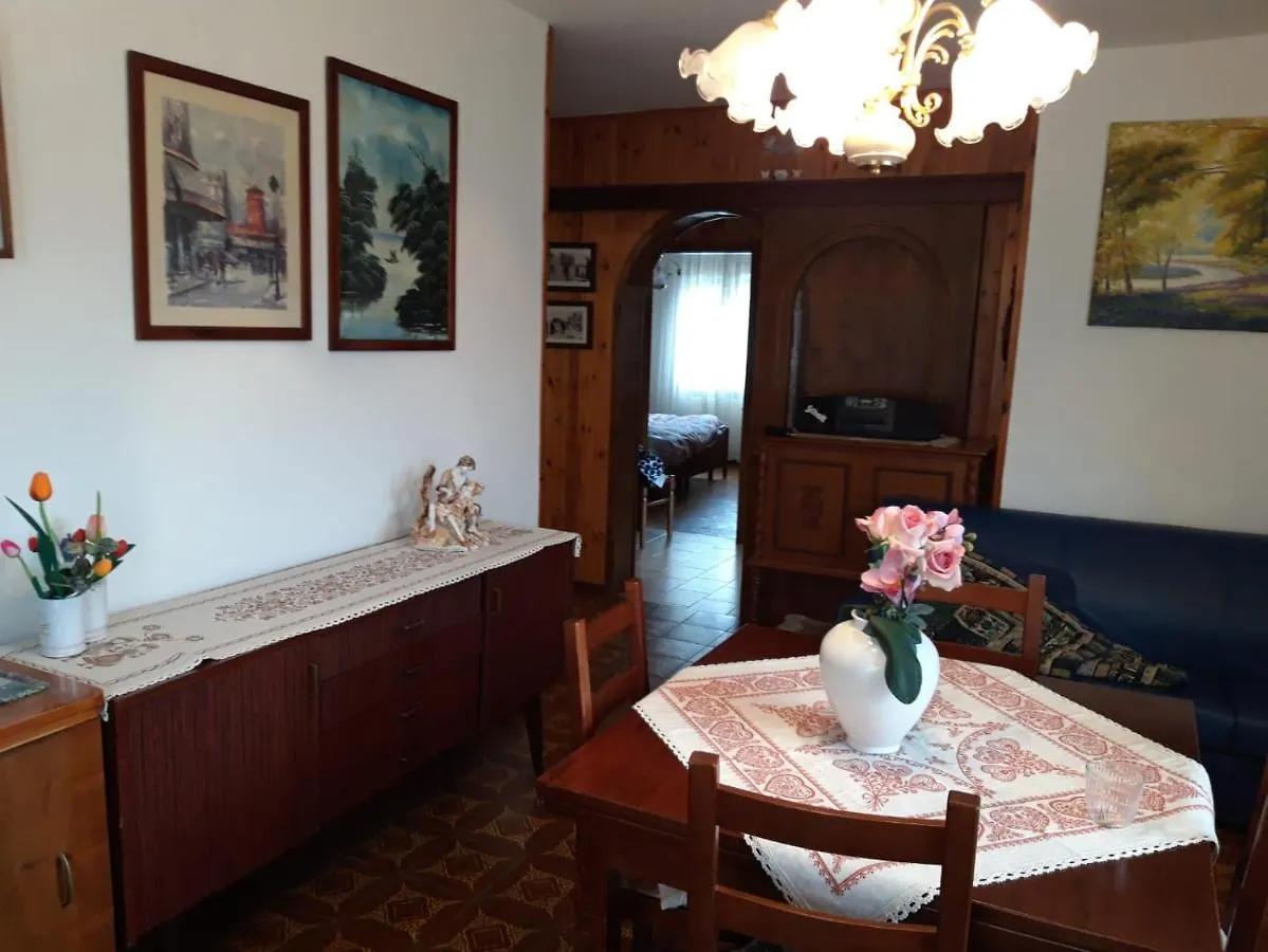 Appartamento Eliseo 埃内戈